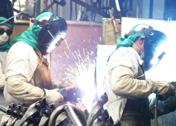 Produção industrial avança 8,0% em julho